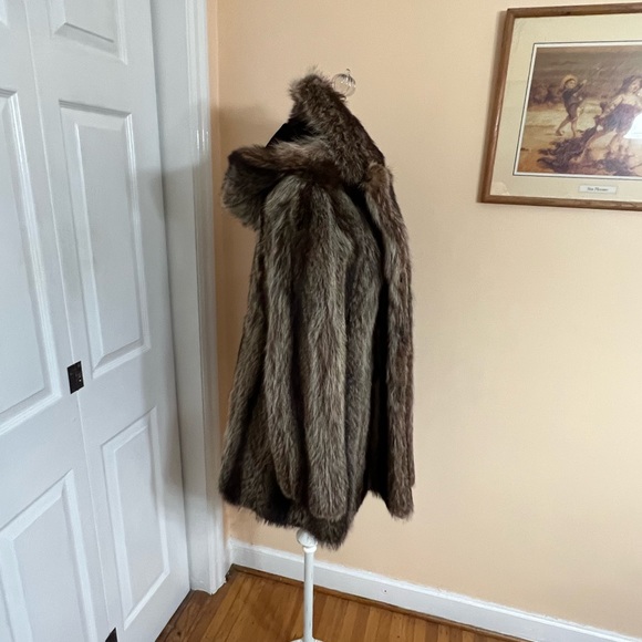 Vintage Hopper Furs Mid Length Raccoon Coat. Sz S-M - Picture 11 of 16